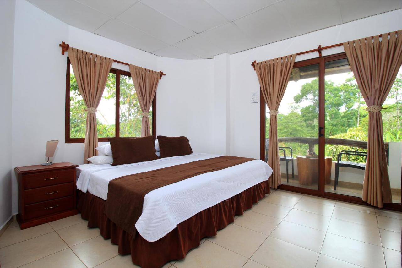 Natura Gardens Galapagos Bellavista  Ngoại thất bức ảnh
